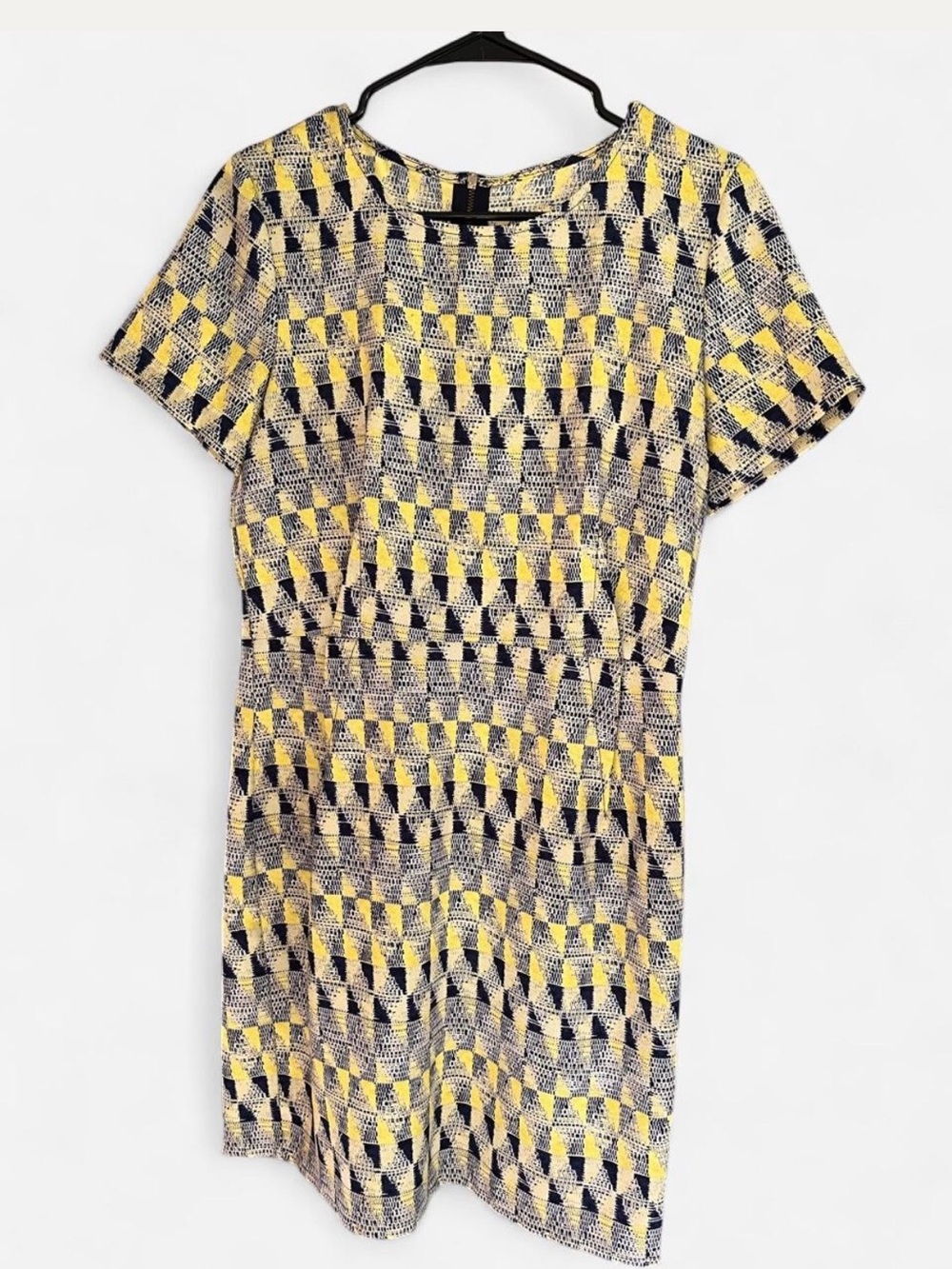 Short Sleeve Geometric Print Dress in Yellow and Navy